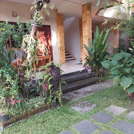 Gerhana Sari 2 Bungalows Ubud  Exterior photo